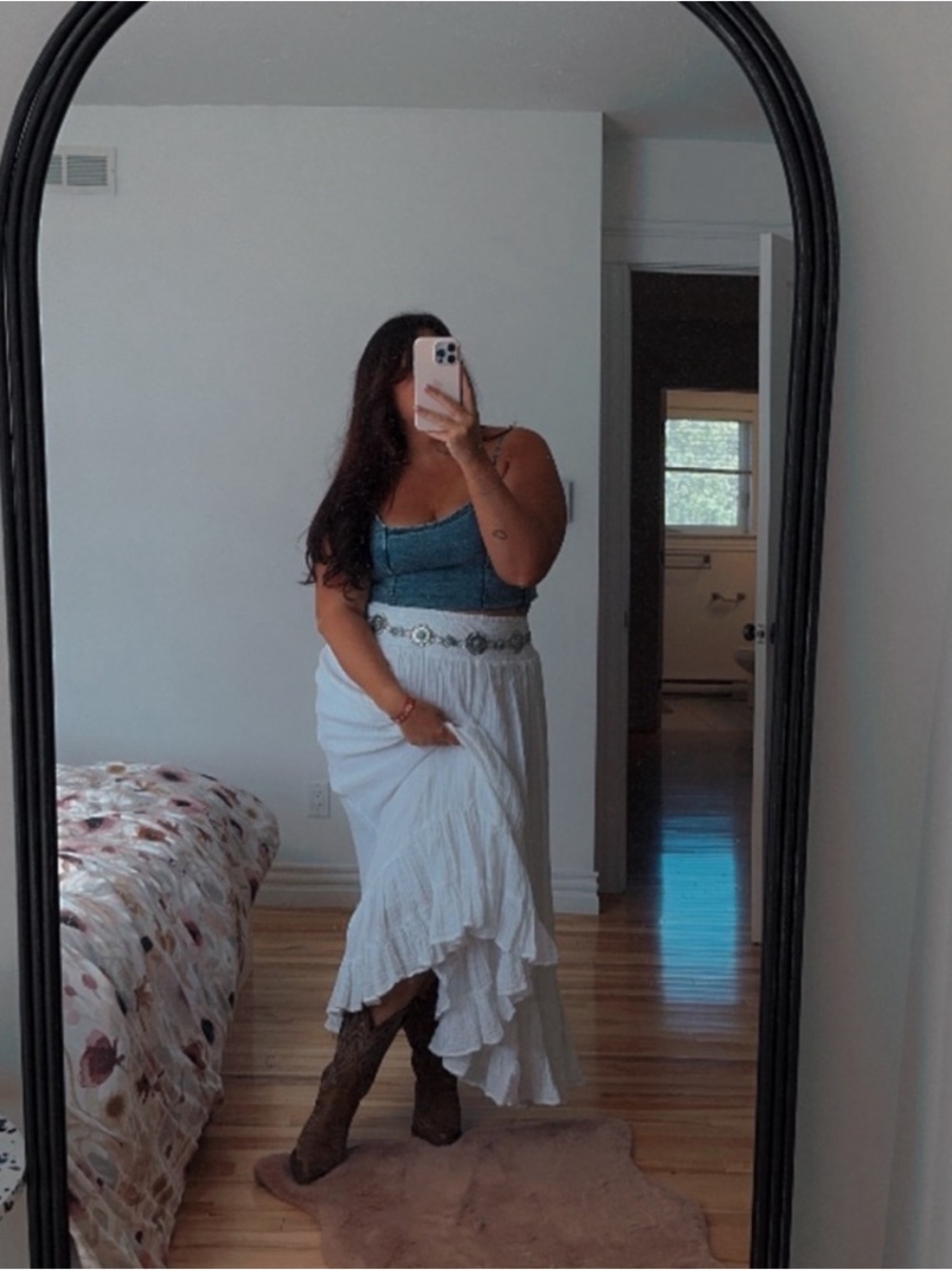 American Eagle White Ruffle Maxi Skirt – Size Large